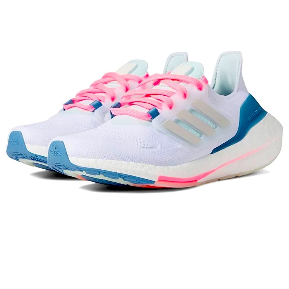 Adidas Ultraboost 22, Women’s size 8.5